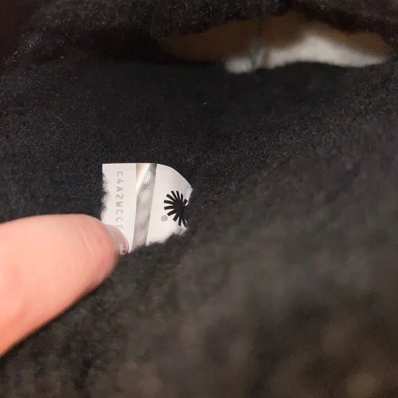 Black UGG Estera Boots - Picture 10 of 10